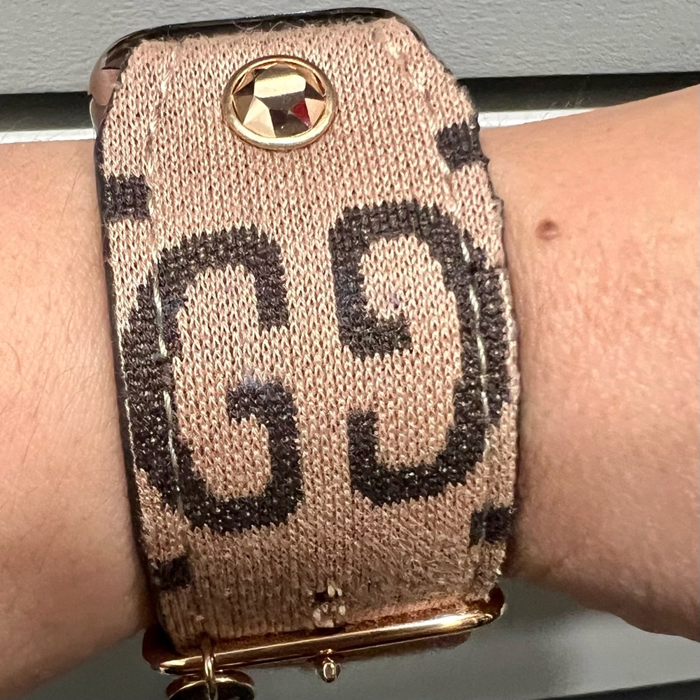 Gucci Teddy  Spark*l band for Apple Watch - Picture 6 of 9